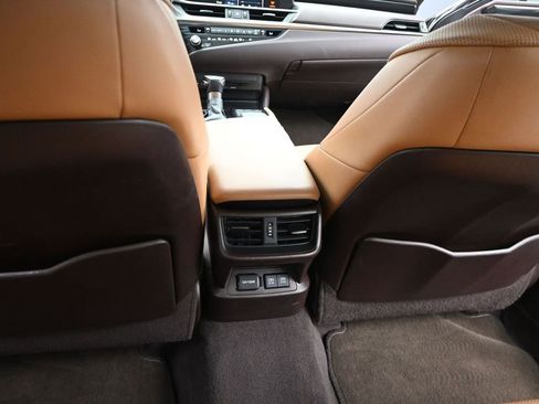 Used 2021 Lexus ES 350 w/ Accessory Package 2 FWD image 14