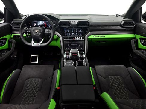 Used 2023 Lamborghini Urus S AWD/4WD image 7
