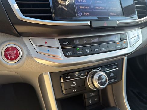 Used 2015 Honda Accord Touring image 33