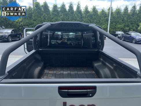 Used 2020 Jeep Gladiator Mojave AWD/4WD image 34