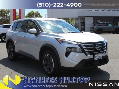 Used 2025 Nissan Rogue SV AWD/4WD image 5