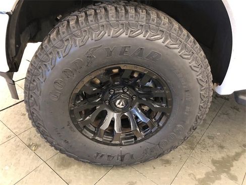 Used 2019 Ford F150 XLT w/ Equipment Group 302A Luxury image 4