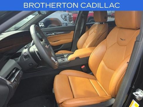 Used 2026 Cadillac CT5 V w/ Platinum Package AWD/4WD image 13