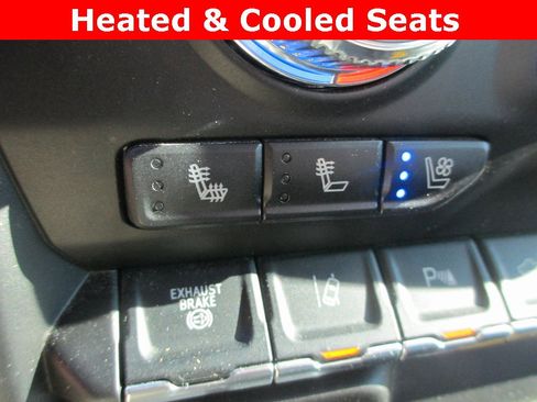 Used 2023 GMC Sierra 3500 Denali w/ Denali Ultimate Package image 19