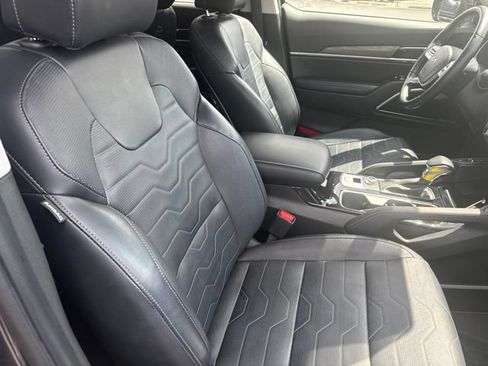 Used 2022 Kia Telluride SX w/ SX Prestige Package AWD/4WD image 16