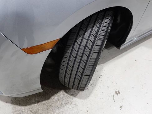 Used 2023 Honda Odyssey Touring image 11