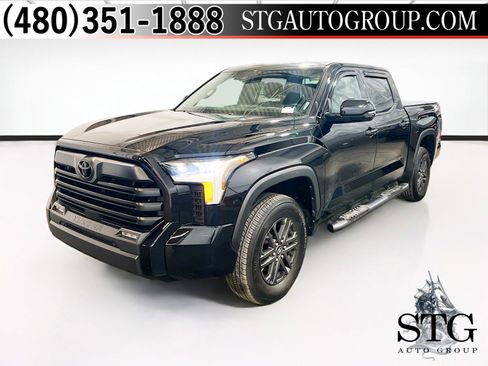Used 2025 Toyota Tundra SR5 AWD/4WD image 1