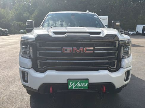 Certified 2022 GMC Sierra 2500 AT4 AWD/4WD image 8