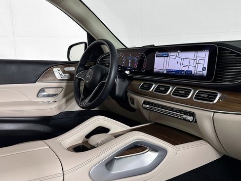 Certified 2025 Mercedes-Benz GLE 350 4MATIC image 16