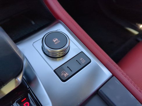 New 2026 Jaguar F-PACE R-Dynamic S image 23