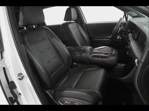 Certified 2026 Hyundai Palisade Calligraphy AWD/4WD image 17