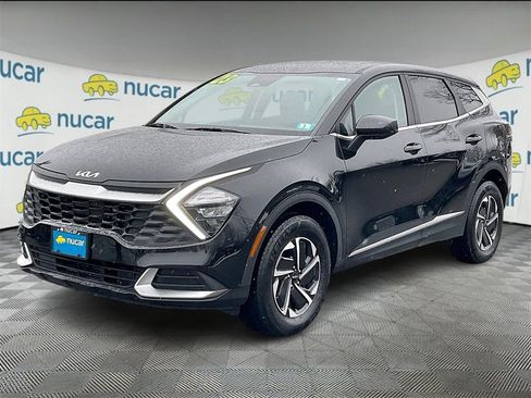 Certified 2023 Kia Sportage LX image 3