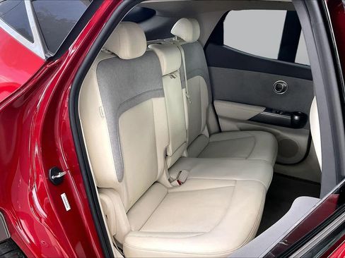 Used 2025 Genesis GV60 RWD image 19