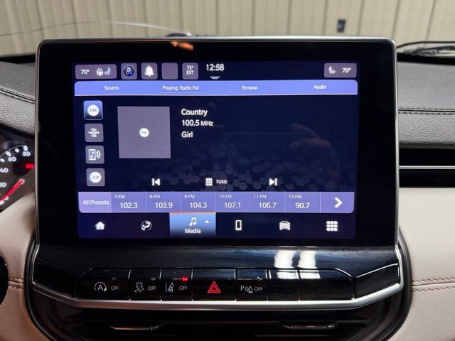 Used 2023 Jeep Compass Limited w/ Elite Group AWD/4WD image 36