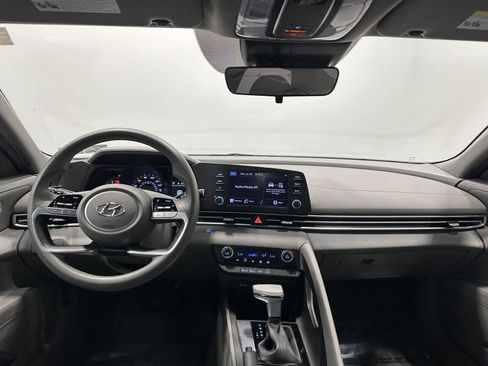 Certified 2023 Hyundai Elantra SEL w/ Cargo Package FWD image 17