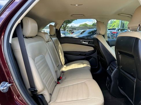 Used 2019 Ford Edge SEL w/ Equipment Group 201A AWD/4WD image 26