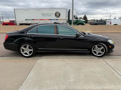 Used 2011 Mercedes-Benz S 550 image 7