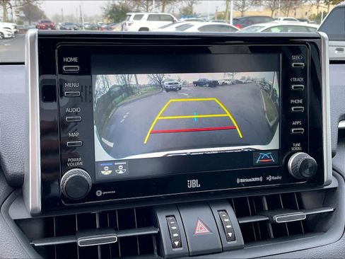 Used 2020 Toyota RAV4 XLE Premium image 22
