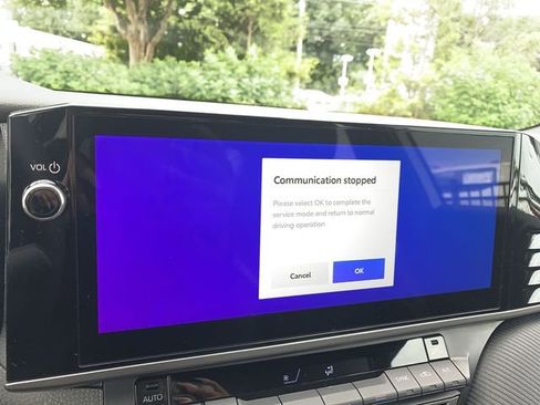 Certified 2026 Toyota Camry Hybrid w/ Multimedia Upgrade Package FWD image 21