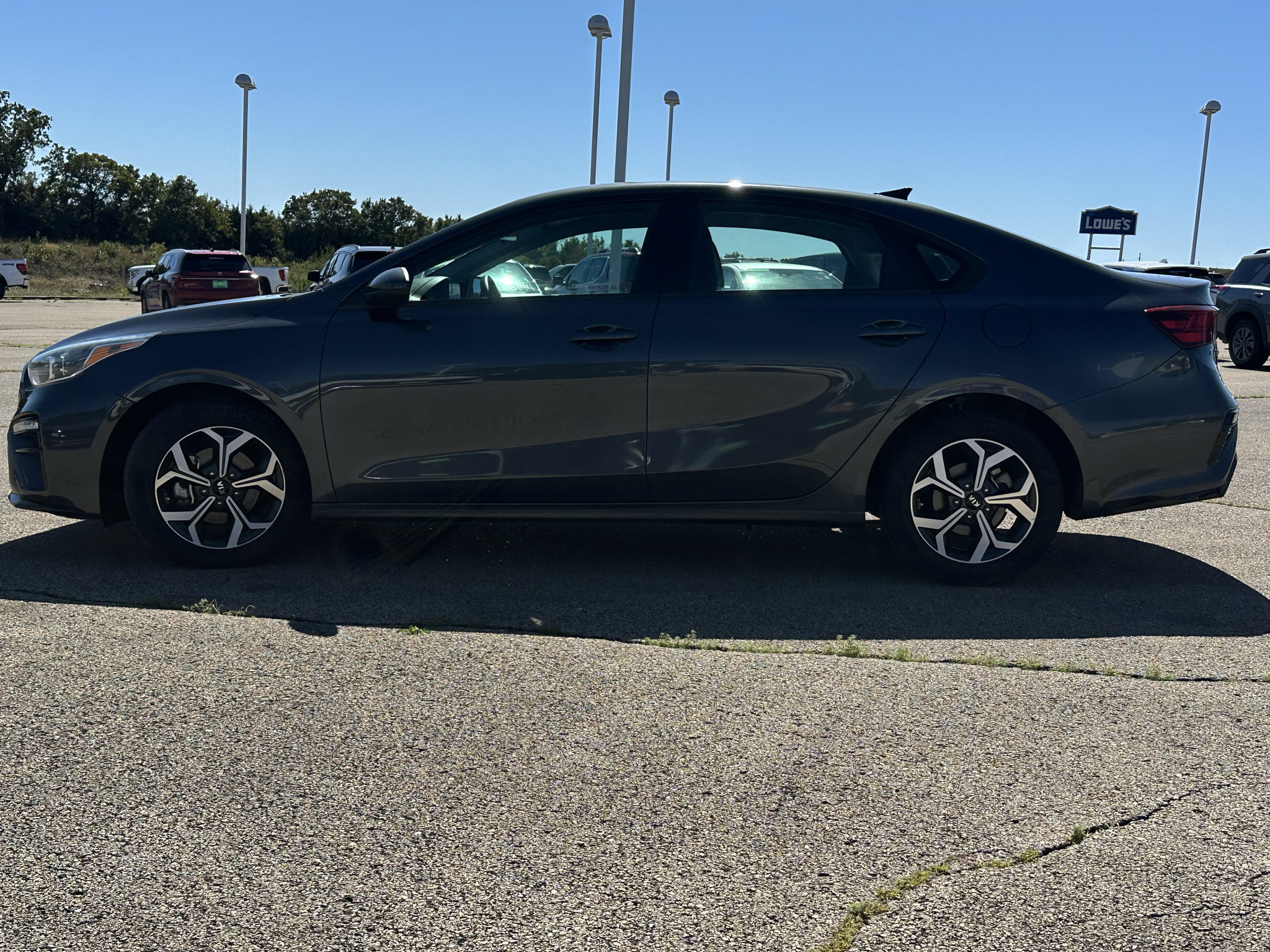 Used 2021 Kia Forte LXS FWD image 4