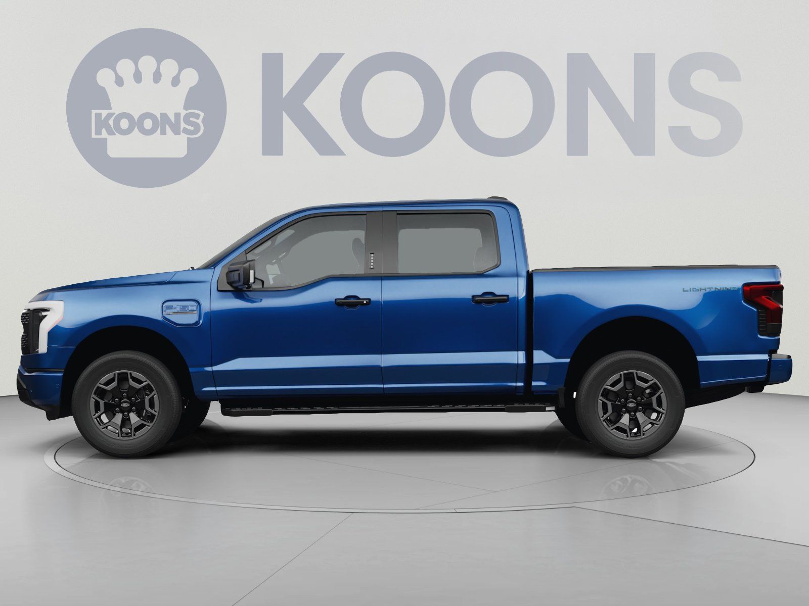 Used 2023 Ford F150 Lightning XLT AWD/4WD image 2