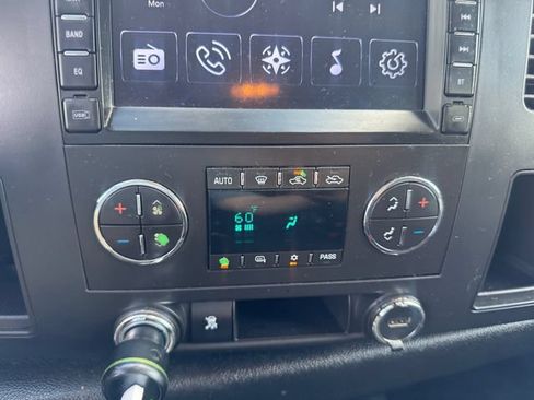 Used 2010 Chevrolet Silverado 1500 LT w/ Power Pack Plus RWD image 16