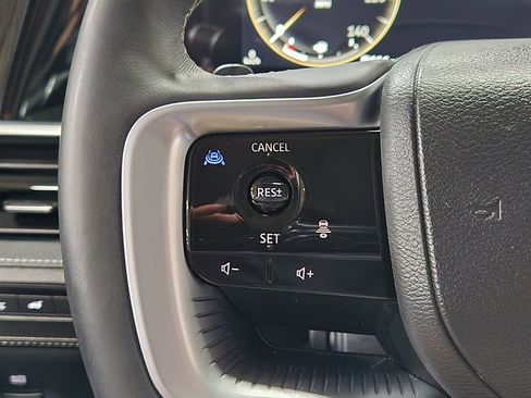 Used 2025 INFINITI QX80 Luxe AWD/4WD image 47