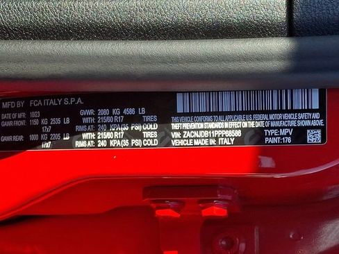 Used 2023 Jeep Renegade Latitude AWD/4WD image 26