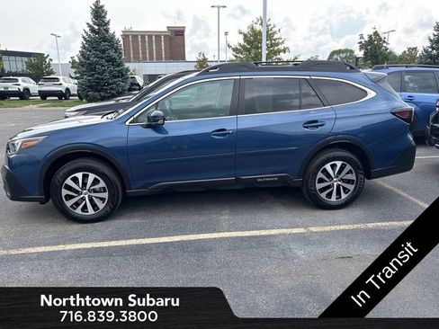 Used 2022 Subaru Outback Premium AWD/4WD image 3