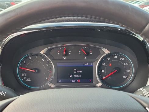 Used 2020 Chevrolet Traverse LT image 28