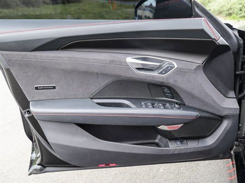 Used 2023 Audi RS e-tron GT image 36