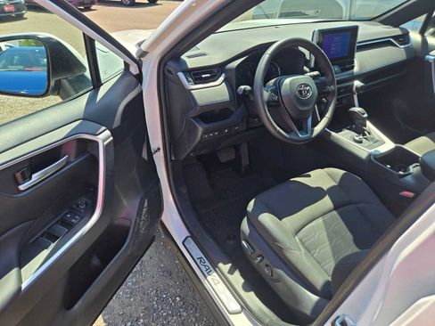 Used 2025 Toyota RAV4 SE w/ Convenience Package AWD/4WD image 20