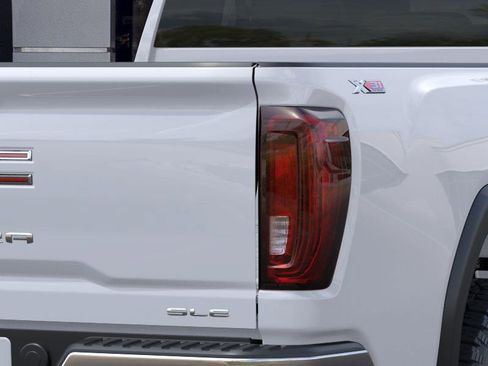 New 2026 GMC Sierra 2500 SLE AWD/4WD image 13