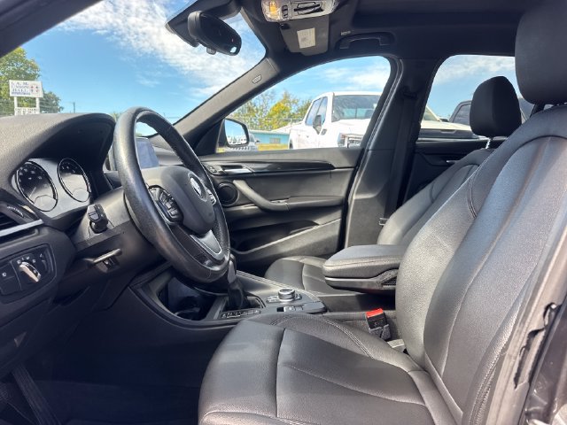Used 2019 BMW X1 xDrive28i w/ Convenience Package AWD/4WD image 13
