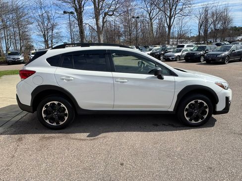 Used 2023 Subaru Crosstrek 2.0i AWD/4WD image 8