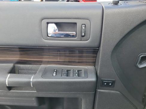 Certified 2019 Ford Flex SEL w/ Equipment Group 202A FWD image 20