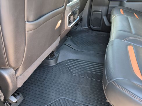 Used 2020 GMC Sierra 1500 AT4 w/ AT4 Premium Package AWD/4WD image 40