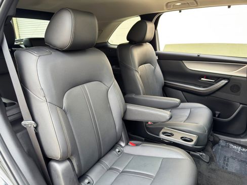 Used 2024 MAZDA CX-90 3.3 Turbo w/ Premium Package AWD/4WD image 40