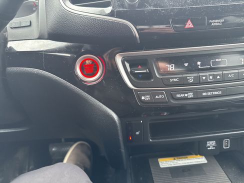 Used 2023 Honda Ridgeline Black Edition image 25