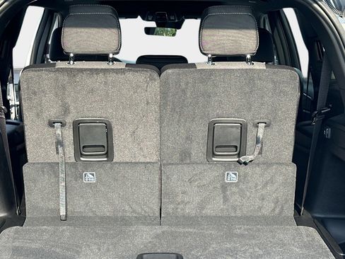 New 2025 Jeep Grand Cherokee L Laredo w/ Luxury Tech Group I image 11