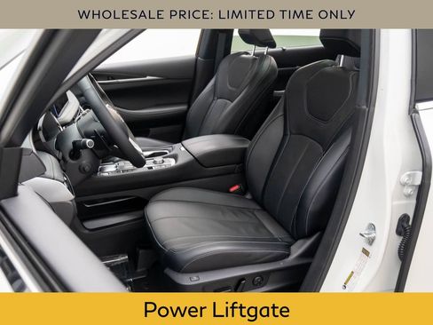 Used 2023 INFINITI QX60 Sensory w/ Cargo Package AWD/4WD image 15
