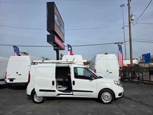 Used 2022 RAM ProMaster City Tradesman image 7