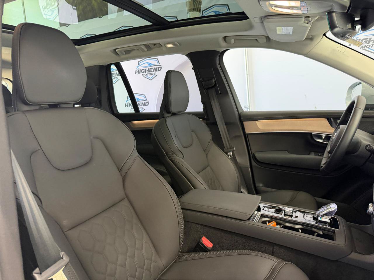 Used 2026 Volvo XC90 B6 Plus AWD/4WD image 29