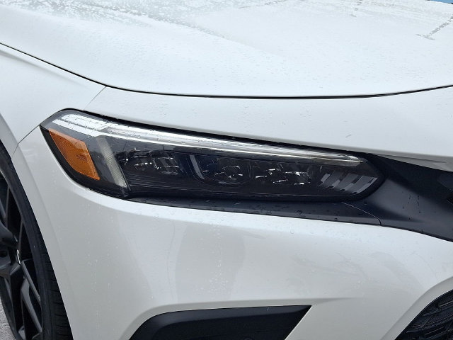Used 2022 Honda Civic Sport Touring image 9