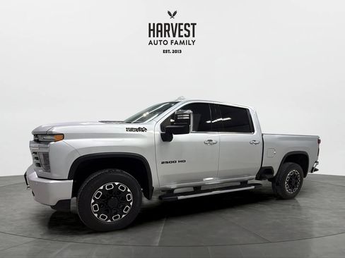 Used 2022 Chevrolet Silverado 2500 High Country w/ Technology Package image 1