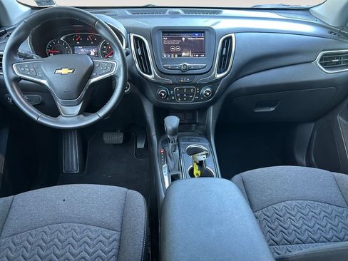Used 2023 Chevrolet Equinox LT FWD image 10
