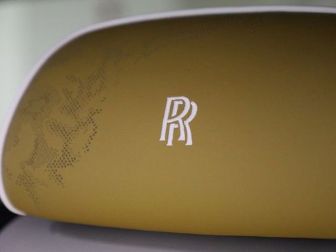 Certified 2025 Rolls-Royce Cullinan image 30