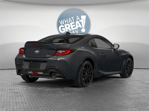 New 2025 Toyota GR86 Premium image 2