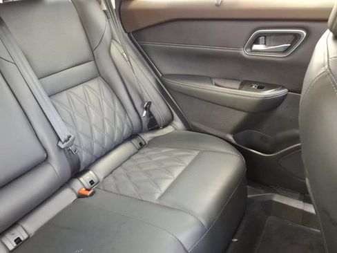 Used 2023 Nissan Rogue Platinum w/ Platinum Premium Package FWD image 18