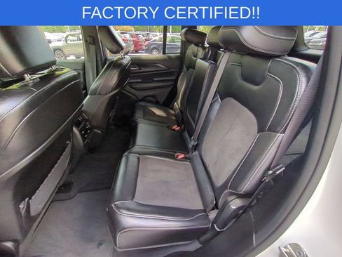 Certified 2023 Jeep Grand Cherokee Altitude AWD/4WD image 30